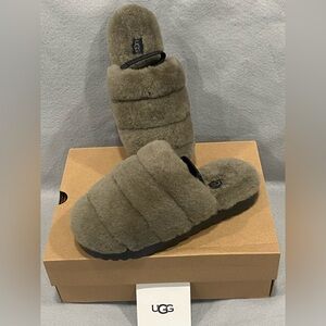 UGG Women's Burnt Olive Super Fluff Slipper Size 9 NIB